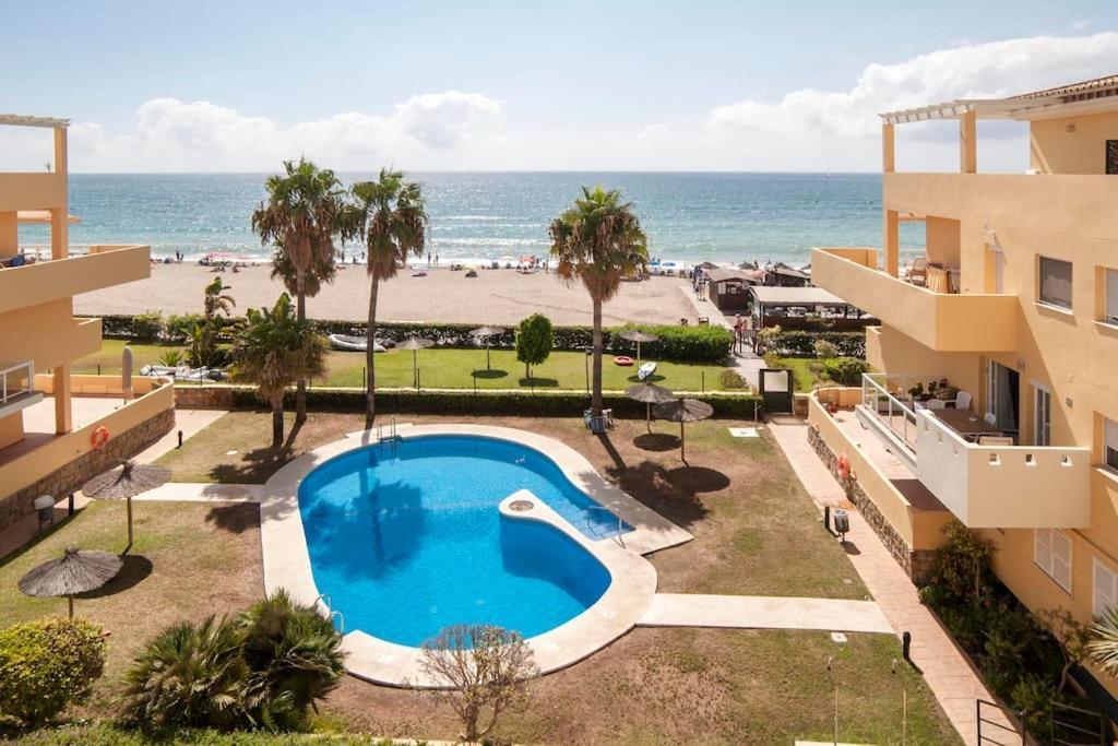 Spectacular Penthouse In Front Of The Sea, 200 M2 Terrace - Arruzafa Playa *